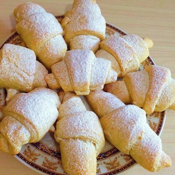 БЫСТРЫЙ РЕЦЕПТ РОГАЛИКОВ