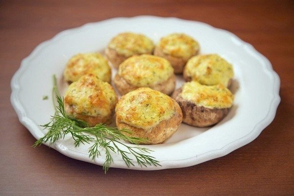 САМЫЕ ВКУСНЫЕ ФАРШИРОВАННЫЕ ШАМПИНЬОНЫ