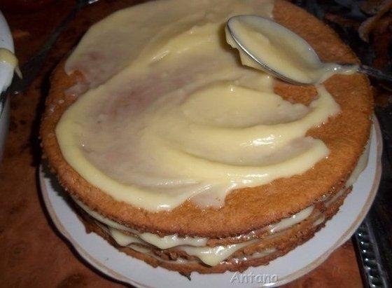 НЕЖНЫЙ МЕДОВИК С ЗАВАРНЫМ КРЕМОМ