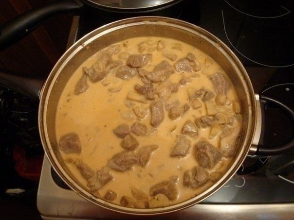 МЯСКО В СЫРНОМ СОУСЕ МЯСКО В СЫРНОМ СОУСЕ