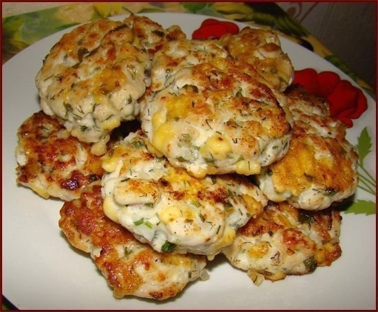 РУБЛЕННЫЕ КУРИНЫЕ КОТЛЕТКИ НА КЕФИРЕ РУБЛЕННЫЕ КУРИНЫЕ КОТЛЕТКИ НА КЕФИРЕ