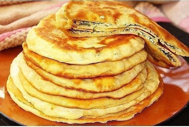 Лепёшки с луком и яйцом! Лепёшки с луком и яйцом!