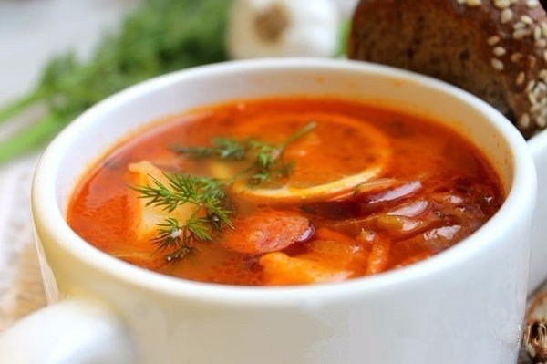 СОЛЯНКА С КОЛБАСКОЙ