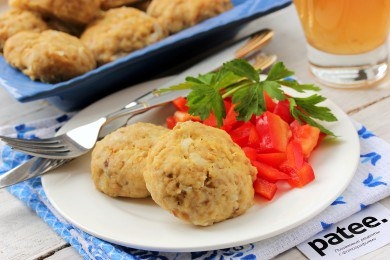 Куриные котлеты на пару в мультиварке
