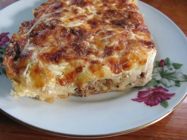 Пельмени под сырной шубкой.