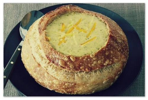 Суп в хлебе по-чешски! 3 лучших рецепта, а так же рецепт приготовления хлеба.