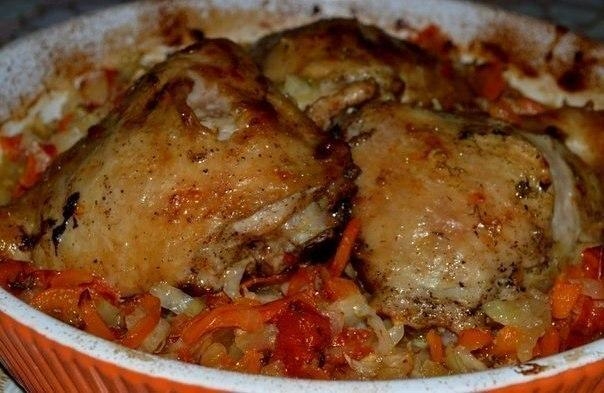Рецепт: Курочка на овощах Рецепт: Курочка на овощах