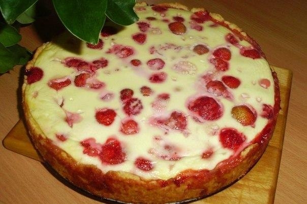 Рецепт: Пирог с клубникой Рецепт: Пирог с клубникой