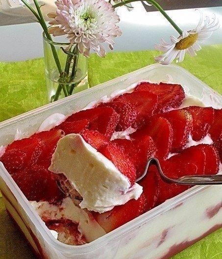 Рецепт: Клубничное тирамису