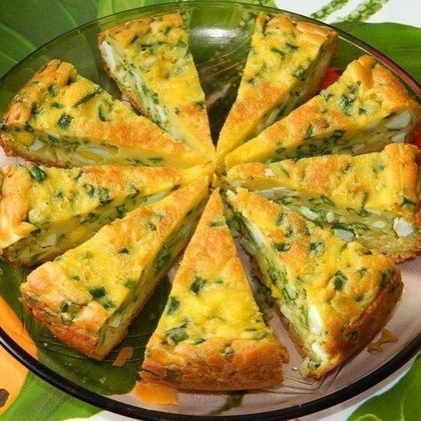 Рецепт: Пирог с яйцами и зеленым луком в мультиварке Рецепт: Пирог с яйцами и зеленым луком в мультиварке