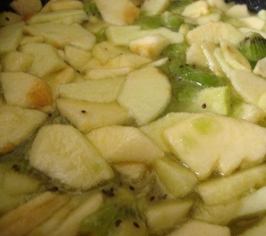 Рецепт: Варенье из киви и яблок
