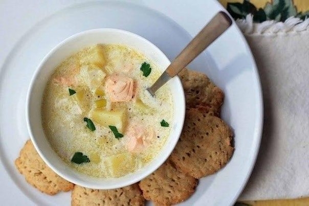 Рецепт: Лохикейтто-финский сливочный суп с лососем