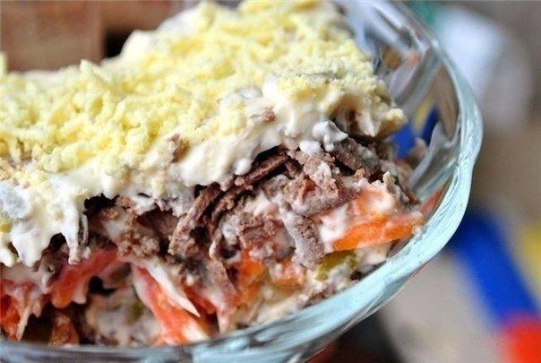 Рецепт: Салат слоёный "Печёнкин" Рецепт: Салат слоёный "Печёнкин"