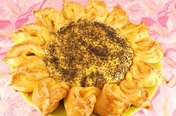 Рецепт: ПИРОГ С МЯСОМ И СЫРОМ *ПОДСОЛНУХ*