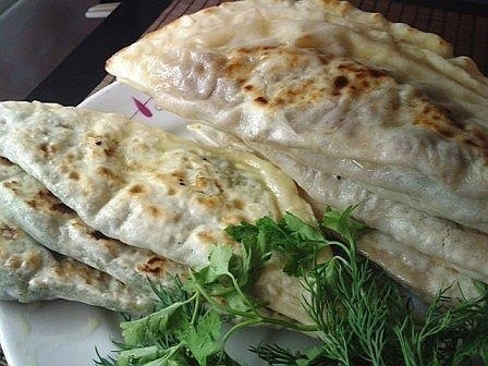Кутабы с зеленью.