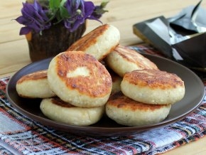 Сырники без яиц с бананом Сырники без яиц с бананом