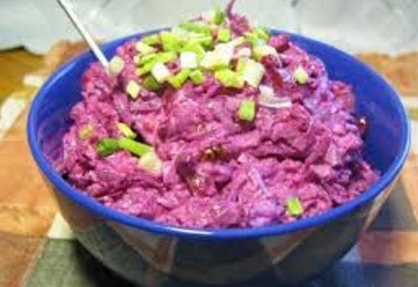 Салат со свеклы с яйцом!!!.