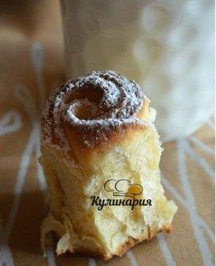 БУЛОЧНЫЙ ПИРОГ ИЗ РОЗ