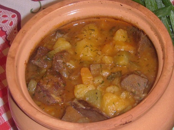 Жаркое с сердцем и сол. огурчиками!