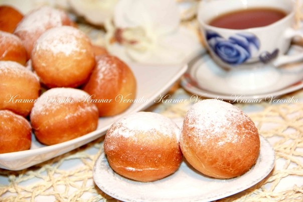 Пончики с варёной сгущёнкой Пончики с варёной сгущёнкой