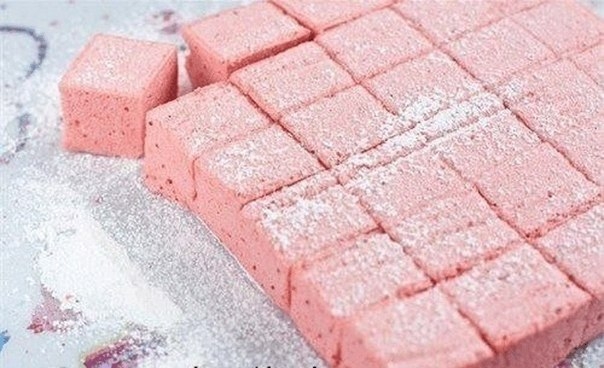 Рахат-лукум из свежей клубники
