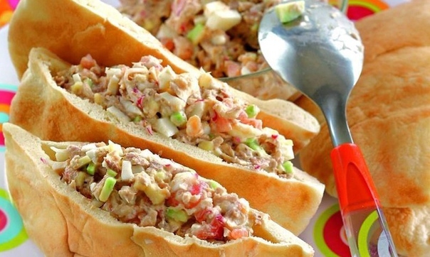 Пита с тунцом и фасолью