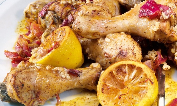 Курица с шафраном и фисташками