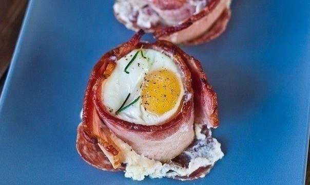 Яичница с грибами по-провански