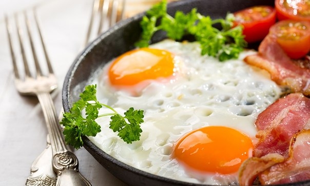 Как вкусно приготовить яичницу? Как вкусно приготовить яичницу?