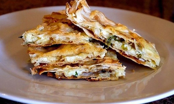 Рваный пирог из лаваша