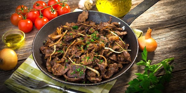 Печень говяжья, жаренная с луком Печень говяжья, жаренная с луком