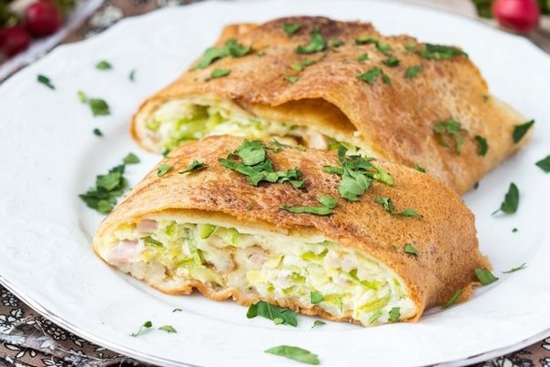 Рулет из лаваша с сыром и яйцом