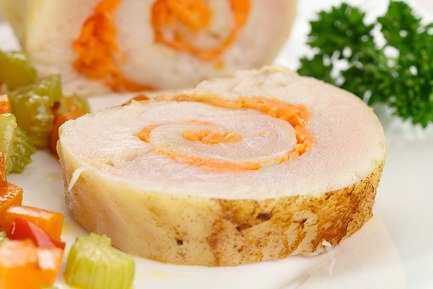 Рыбный рулет с морковью