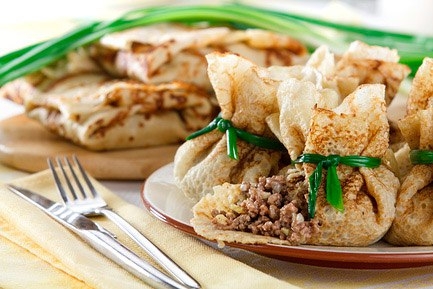 Блинные мешочки с фаршем Блинные мешочки с фаршем