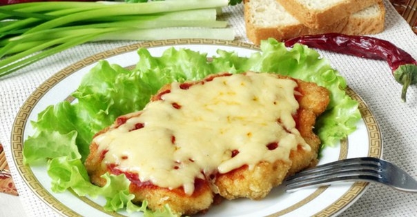 Куриное филе под острым соусом