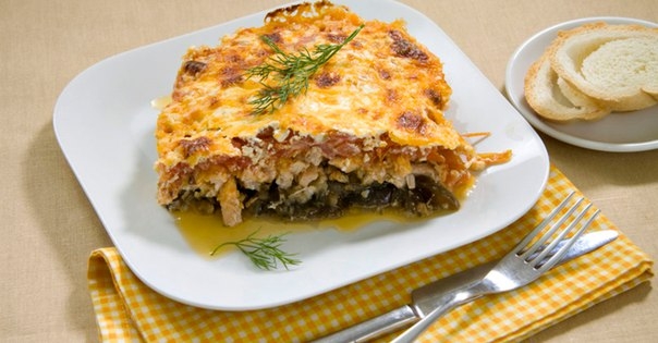 Баклажаны, запеченные с куриным филе