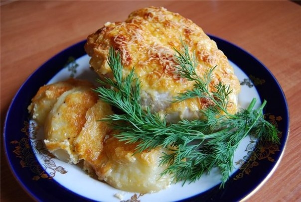 Куриное филе с чесноком.