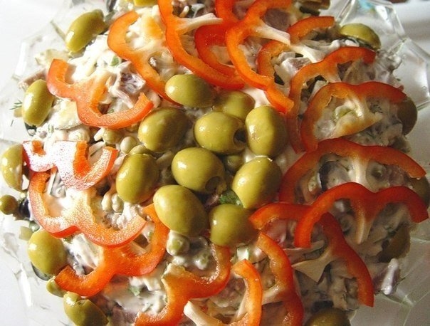 Салат &laquo;Язык проглотишь&raquo;