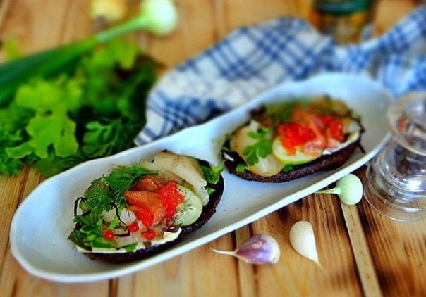 Мужской сэндвич с копчёной нельмой и сёмгой Мужской сэндвич с копчёной нельмой и сёмгой