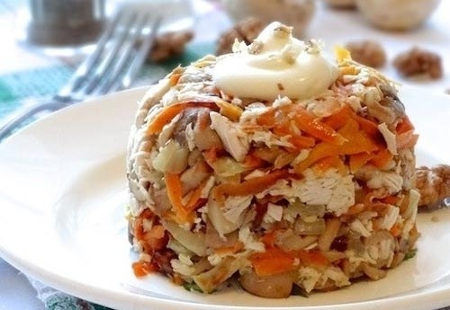 Куриный салат &laquo;Сытный&raquo;