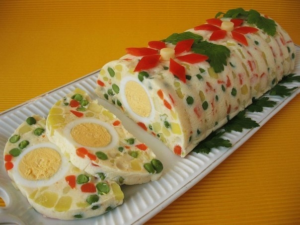 "Салат-желе с овощами"