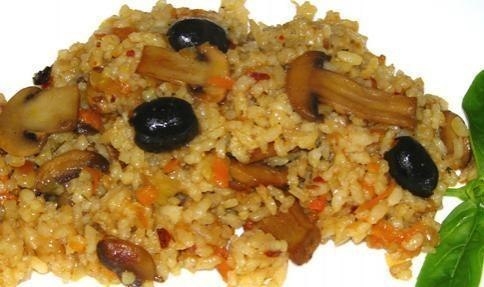 Плов с грибами и маслинами