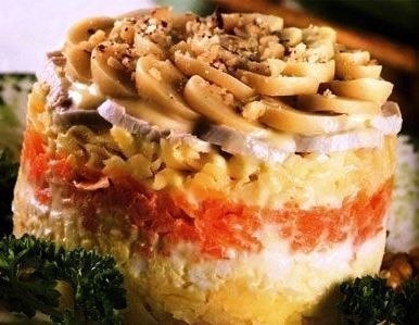 Салат 'Курочка с орешками' Салат 'Курочка с орешками'