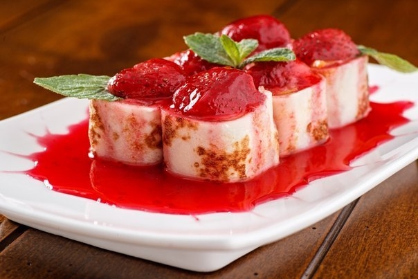 Сливочный ролл с сиропом