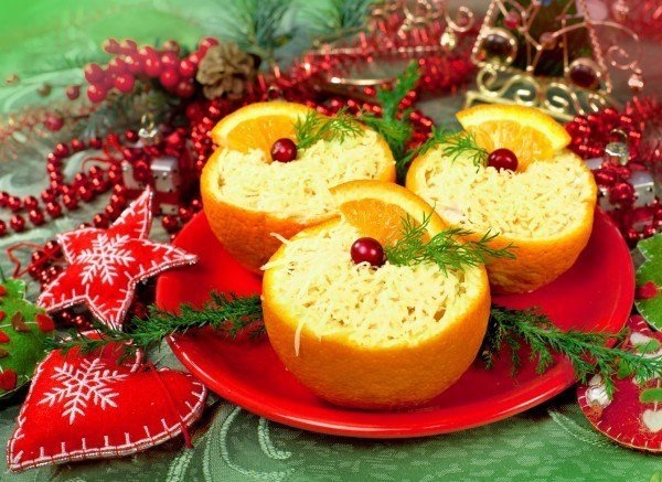 Салат из сыра, фруктов и яиц