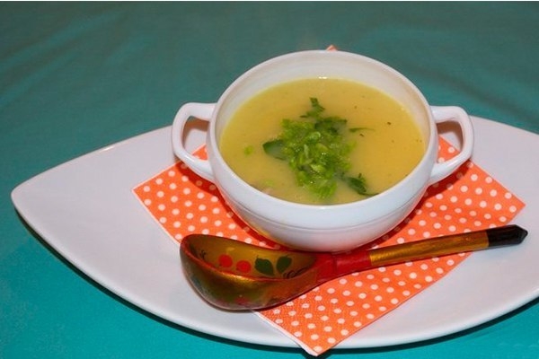 Суп-пюре картофельный с курицей.