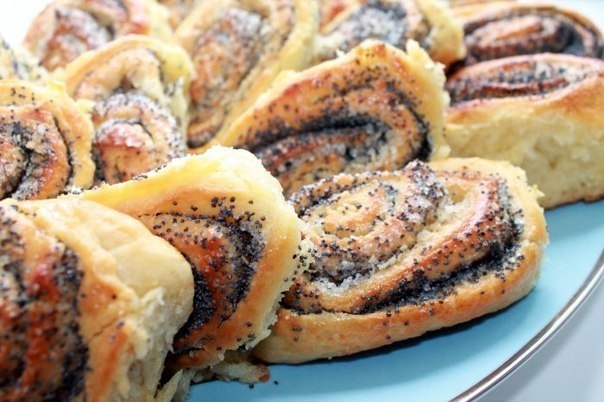 Булочки с маком для вашего школьника.