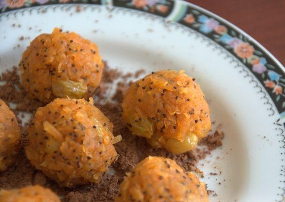 Морковные сладкие шарики.