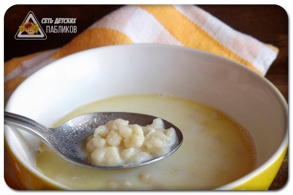 Молочный суп с клецками.