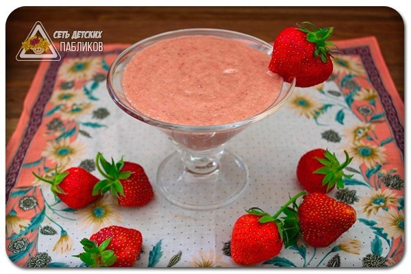 Клубничный курд.